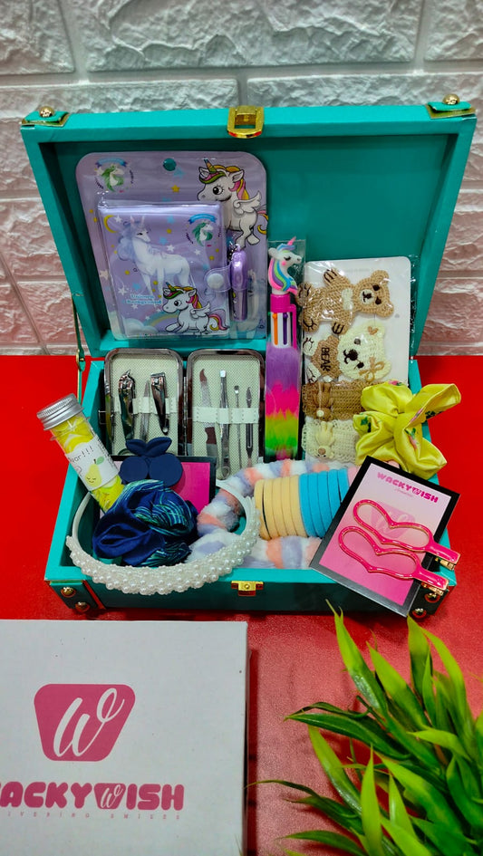 Self pampering hamper for girls