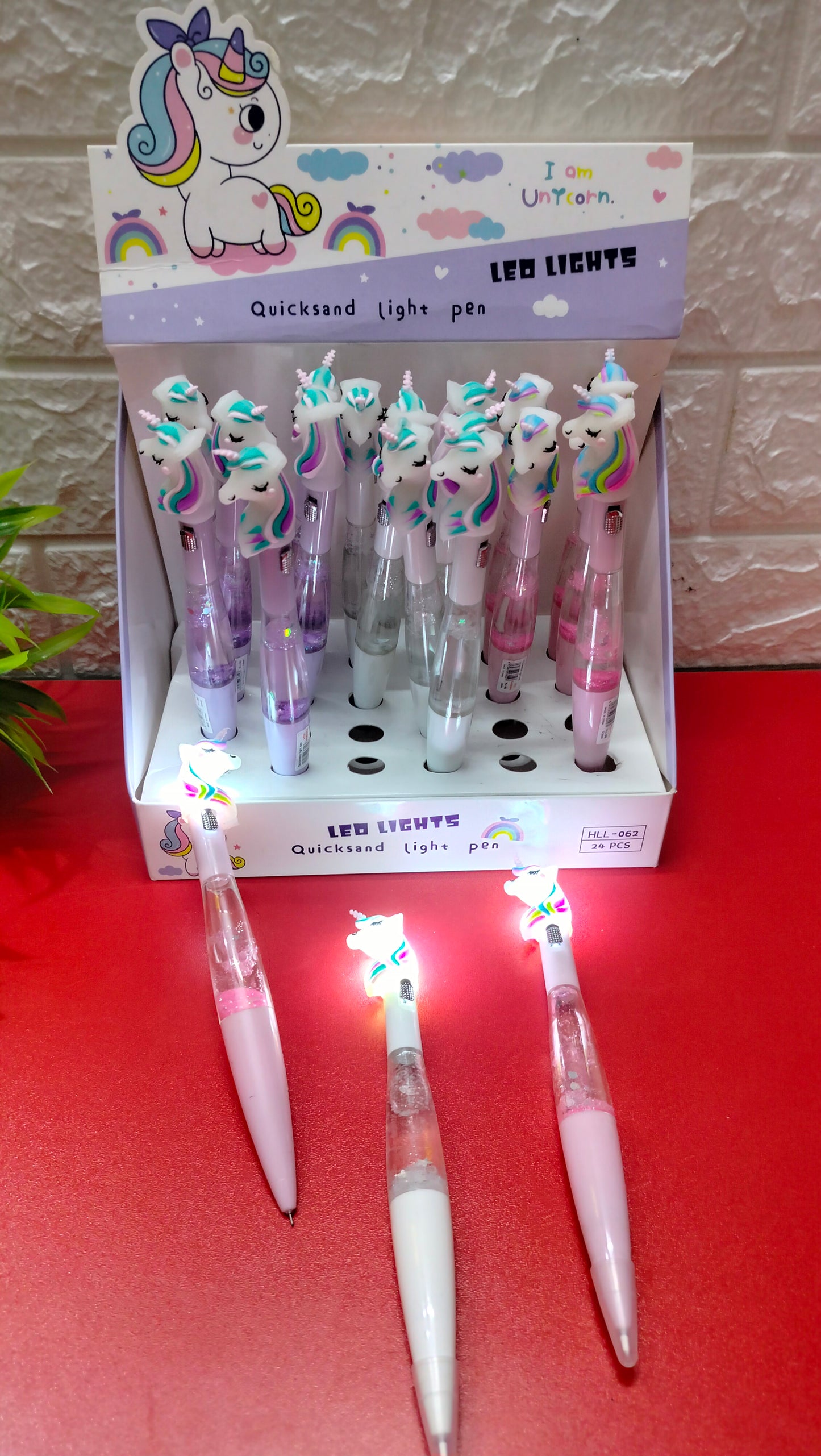 Unicorn LED Glitter Pen