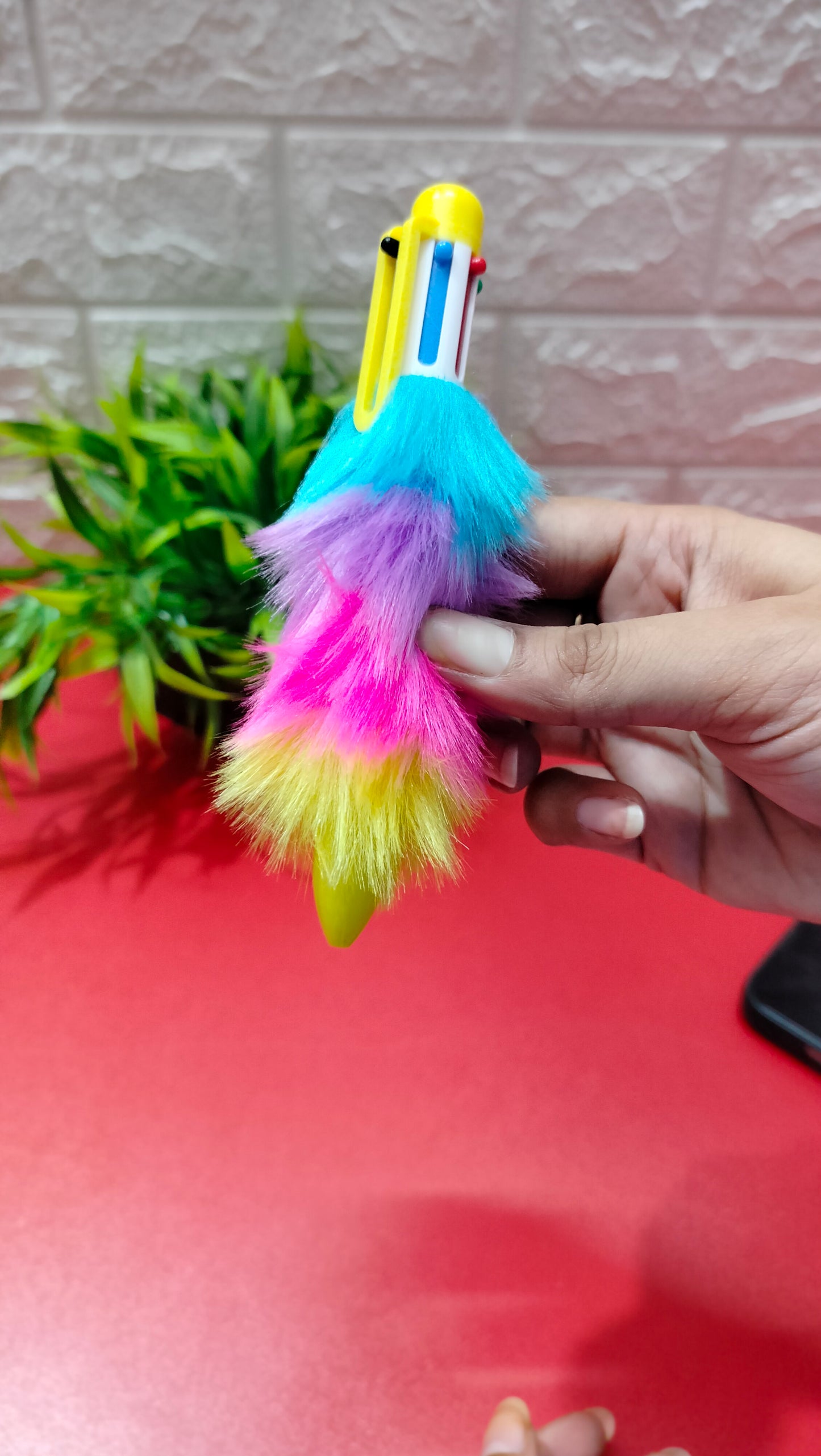 Unicorn 6-in-1 Fur Pen