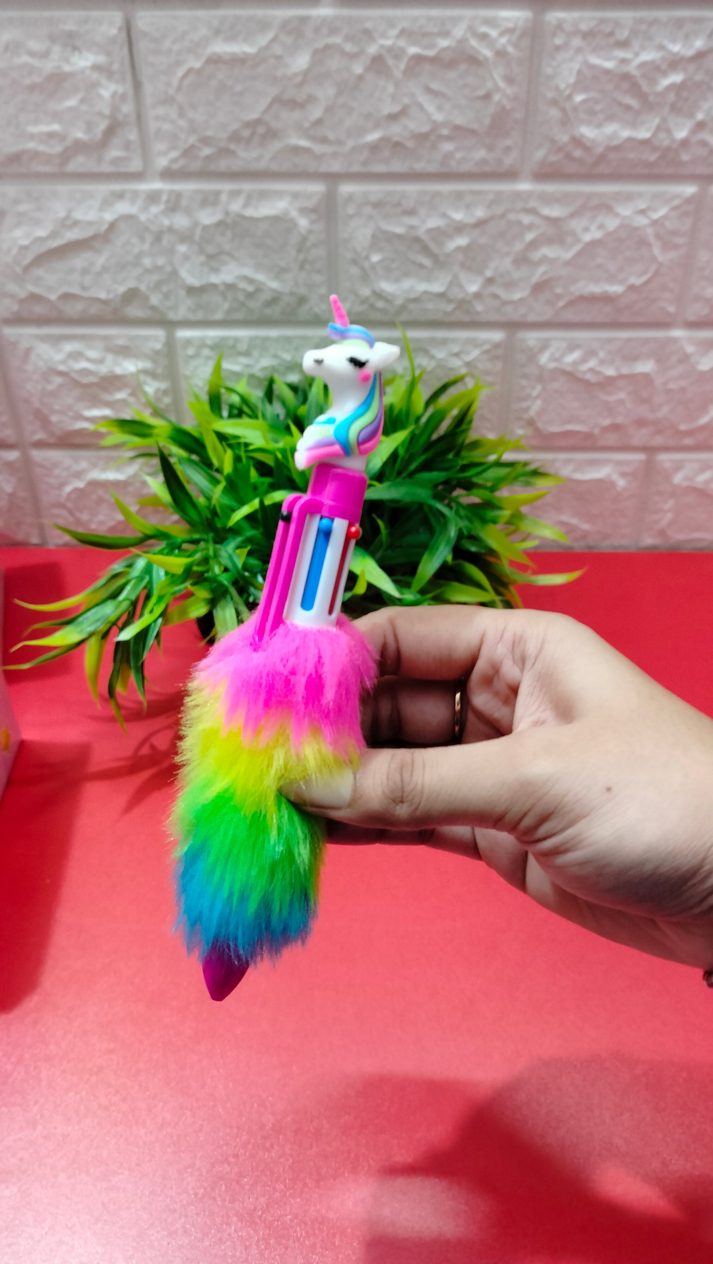 Unicorn 6-in-1 Fur Pen